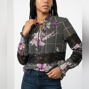 NWT - Women's B & W w/ Pink Floral Tie-Neck Top w/ Lace Panel